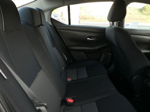 Used 2020 Nissan Sentra SV image 25