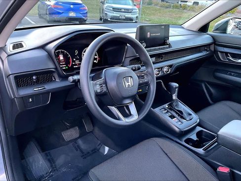 Used 2023 Honda CR-V LX image 16