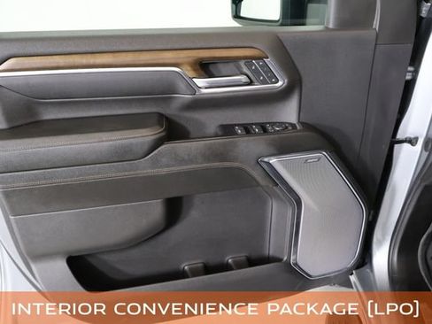 Used 2024 Chevrolet Silverado 2500 High Country w/ Technology Package AWD/4WD image 21