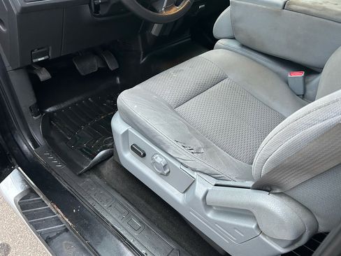 Used 2014 Ford F150 XLT w/ Equipment Group 302A Luxury image 10