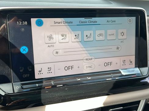 New 2026 Volkswagen Atlas SE image 22