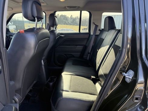 Used 2017 Jeep Patriot 75th Anniversary w/ Power Value Group image 11