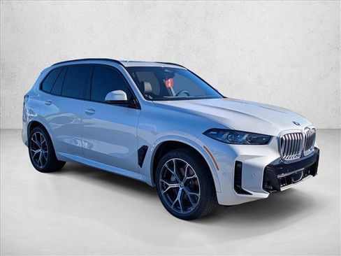 Used 2026 BMW X5 sDrive40i w/ M Sport Package RWD image 6