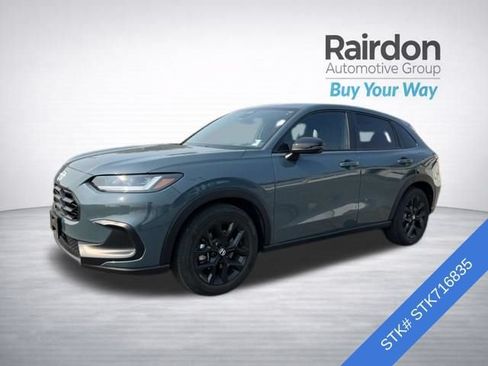 Used 2025 Honda HR-V Sport image 3