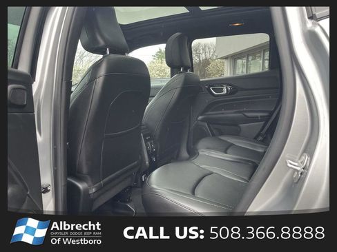 Used 2023 Jeep Compass High Altitude AWD/4WD image 12
