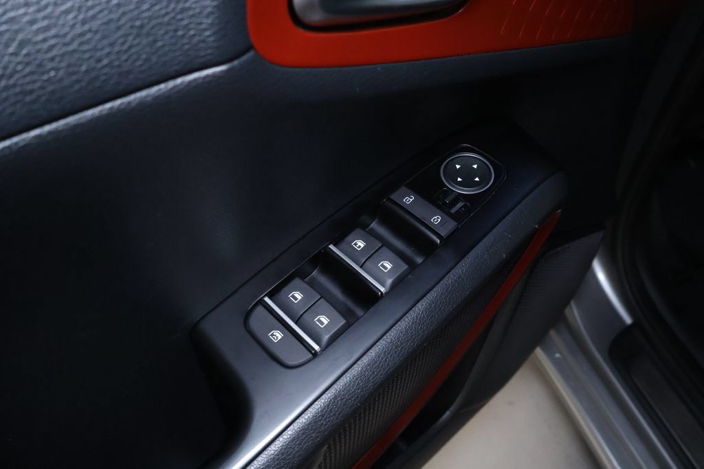 Used 2023 Kia Soul GT-Line w/ GT-Line Technology Package FWD image 14