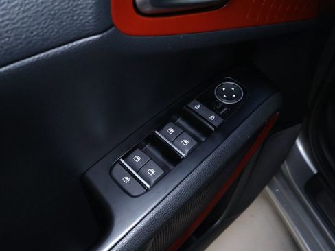 Used 2023 Kia Soul GT-Line w/ GT-Line Technology Package FWD image 14