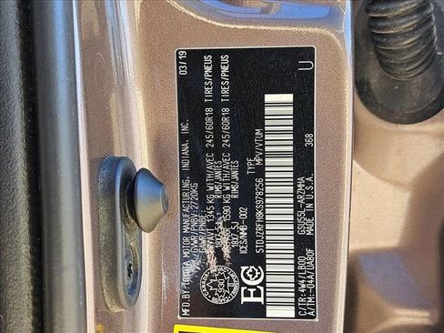 Used 2019 Toyota Highlander XLE image 27