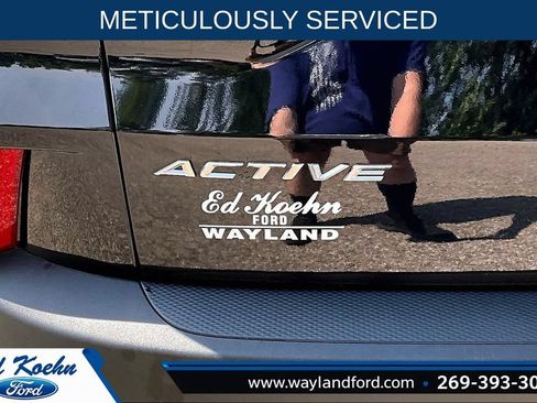 Used 2023 Ford Escape Active AWD/4WD image 8