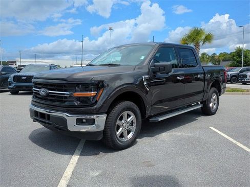Used 2024 Ford F150 XLT image 8