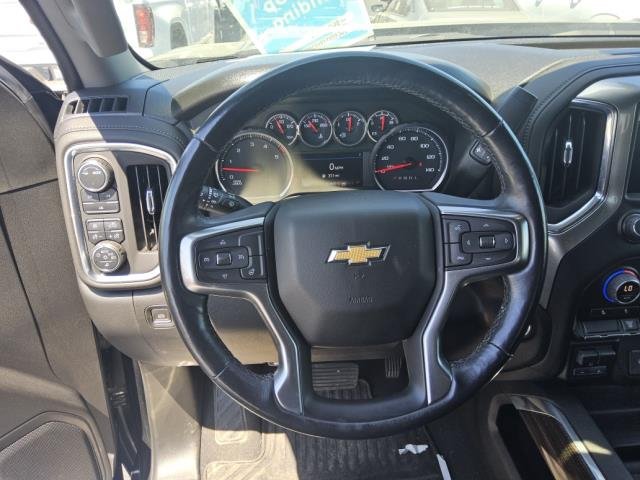 Used 2022 Chevrolet Silverado 2500 LT w/ Convenience Package AWD/4WD image 2