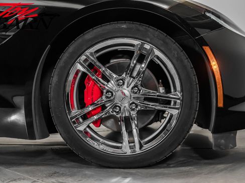 Used 2016 Chevrolet Corvette Stingray Convertible w/ 3LT Preferred Equipment Group image 23