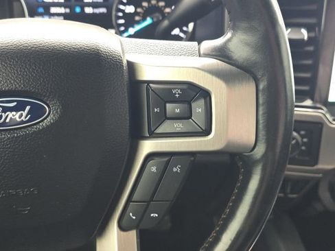 Used 2022 Ford F250 Platinum image 30