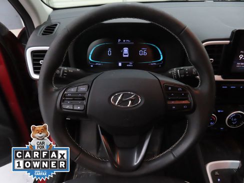 Used 2023 Hyundai Venue Limited w/ Cargo Package FWD image 15