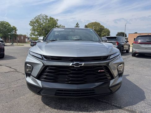 Used 2023 Chevrolet Blazer RS w/ Driver Confidence II Package AWD/4WD image 5
