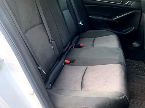 Used 2019 Honda Accord LX image 10