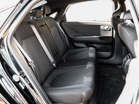 Used 2024 Hyundai Ioniq 6 SE image 35