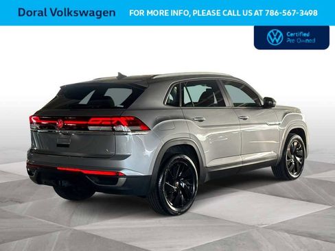 Certified 2024 Volkswagen Atlas Cross Sport SE w/ Panoramic Sunroof Package image 8