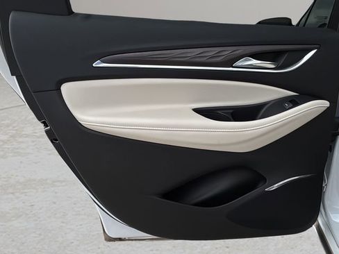 Used 2023 Buick Enclave Avenir w/ Avenir Technology Package image 13