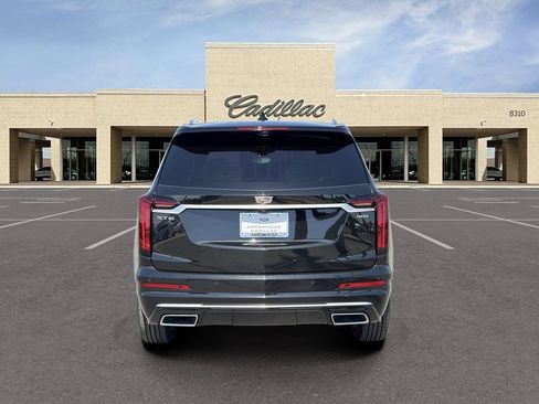 Used 2020 Cadillac XT6 Premium Luxury FWD image 6