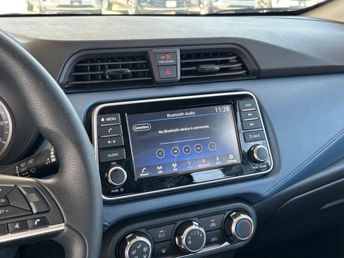 Used 2025 Nissan Versa SV FWD image 20