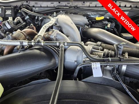 Used 2021 Ford F250 Lariat w/ Lariat Ultimate Package AWD/4WD image 31