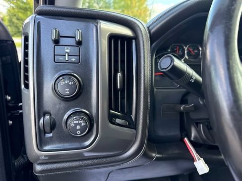 Used 2019 Chevrolet Silverado 3500 High Country w/ Duramax Plus Package AWD/4WD image 20