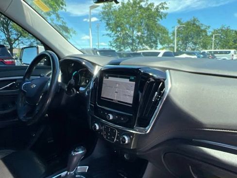 Used 2019 Chevrolet Traverse Premier w/ Driver Confidence II Package FWD image 40