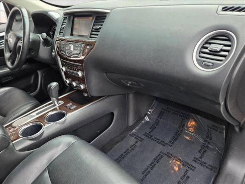 Used 2013 Nissan Pathfinder SL image 20