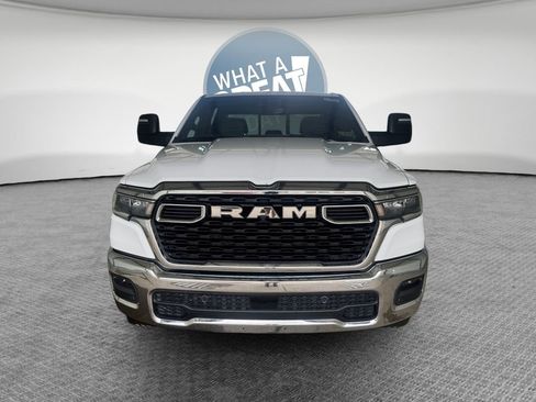 Used 2025 RAM 1500 Big Horn AWD/4WD image 9