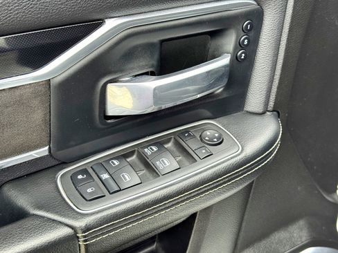 Used 2022 RAM 2500 Laramie image 14