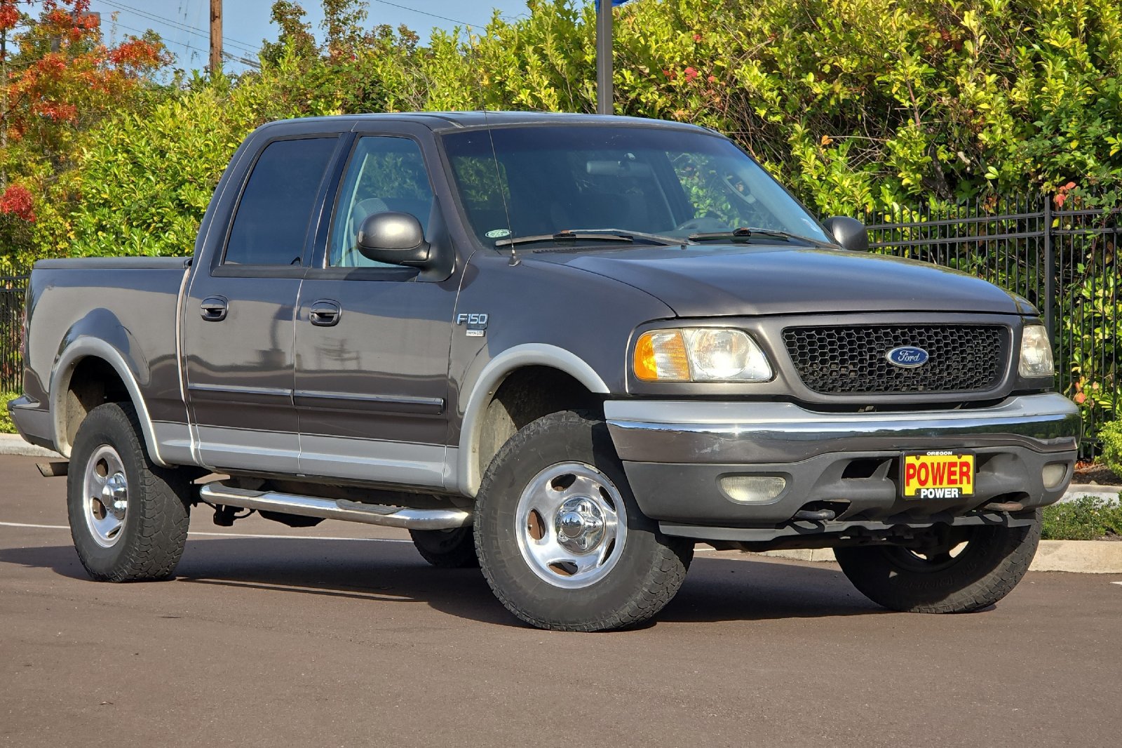Used 2002 Ford F150 4x4 SuperCrew image 2