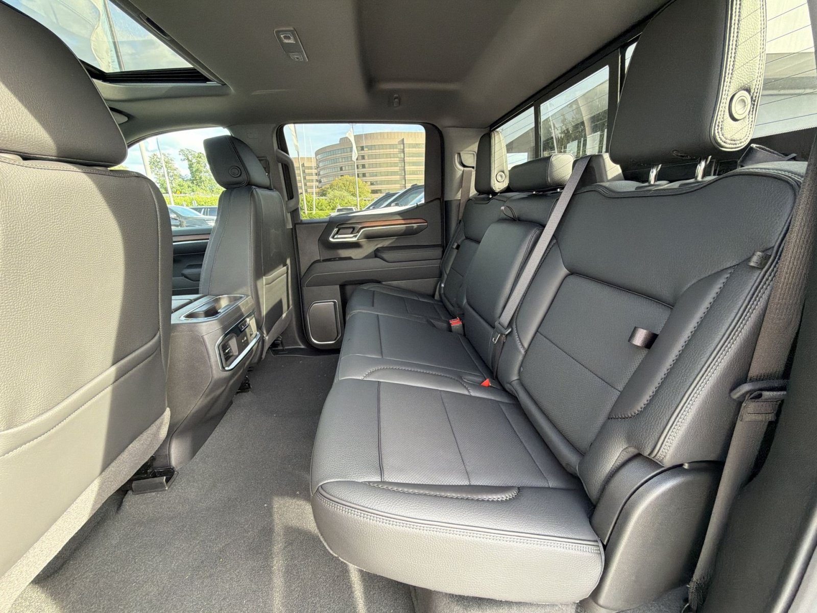 New 2026 GMC Sierra 1500 Denali w/ Technology Package AWD/4WD image 25