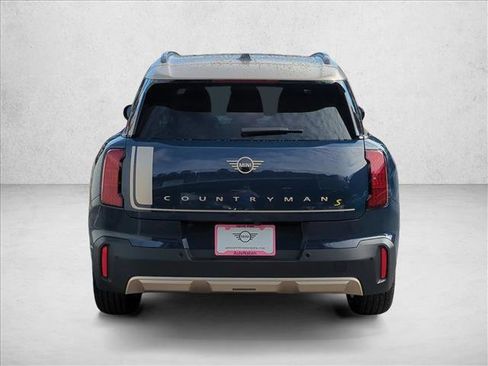 New 2025 MINI Cooper Countryman SE w/ Comfort Package Max image 8