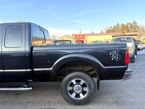 Used 2015 Ford F350 Lariat image 7