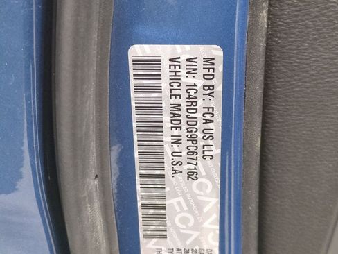 Used 2023 Dodge Durango GT image 36