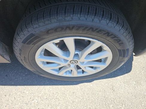 Used 2020 Nissan Rogue SV AWD/4WD image 19