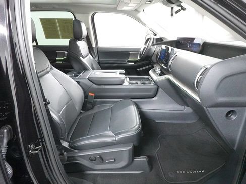 Certified 2025 Ford Expedition Platinum AWD/4WD image 46