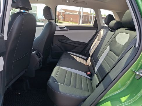 New 2026 Volkswagen Taos SEL AWD/4WD image 6