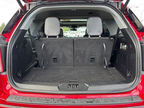 Used 2021 Ford Explorer XLT w/ Equipment Group 202A image 33