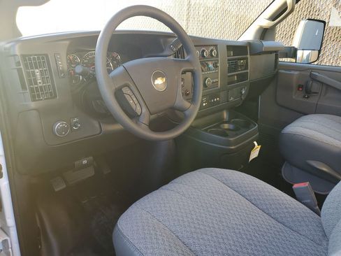 New 2025 Chevrolet Express 3500 w/ Power Convenience Package image 13