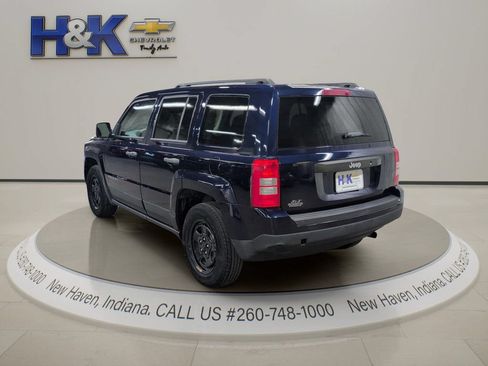 Used 2017 Jeep Patriot Sport FWD image 4
