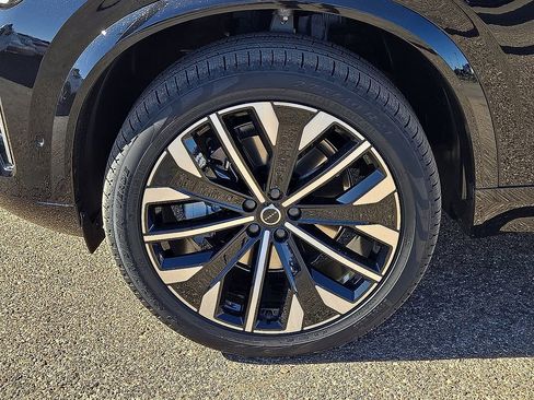New 2026 Volvo XC90 B6 Ultra image 10