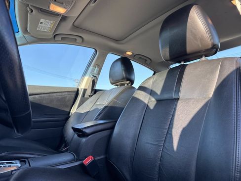 Used 2011 Nissan Altima 2.5 SL w/ 2.5SL Pkg FWD image 8