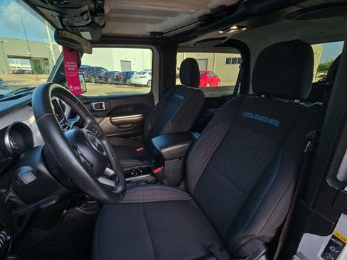Used 2021 Jeep Wrangler Sport AWD/4WD image 14