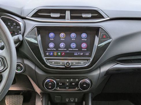 Used 2023 Chevrolet TrailBlazer LT w/ Convenience Package image 18