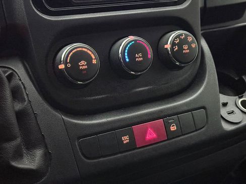 Used 2021 RAM ProMaster 2500 image 26