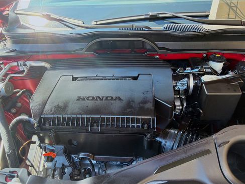 Certified 2024 Honda Pilot Touring image 36