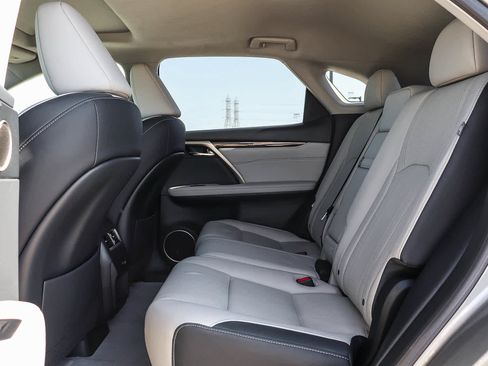Used 2019 Lexus RX 350 FWD w/ Navigation Package image 19