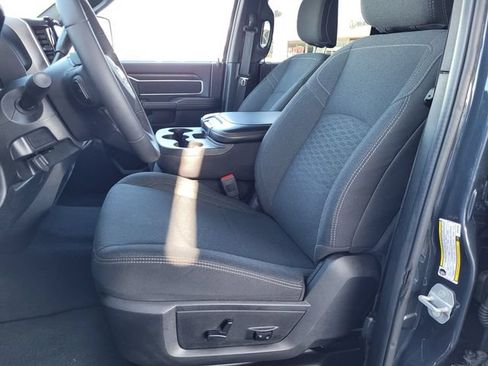 Certified 2025 RAM 2500 Big Horn AWD/4WD image 16